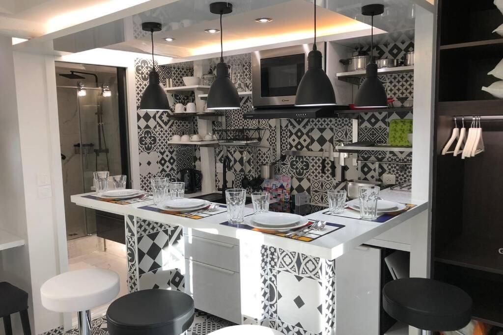 Appartement Rousselet Quartier Bon Marche Paris Viieme Kültér fotó